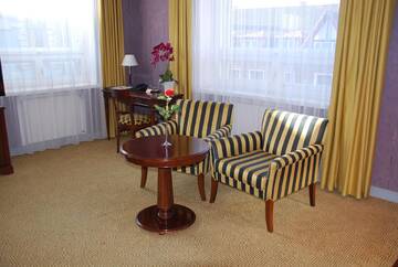 Фото номера Полулюкс Отель Grand Hotel Viljandi г. Вильянди 5
