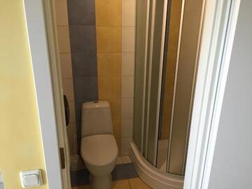 Фото номера Двухместный номер с 1 кроватью Гостевой дом Sammuli Holiday Village г. Вильянди 9