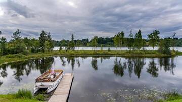 Фото номера Двухместный номер с 1 кроватью Гостевой дом Sammuli Holiday Village г. Вильянди 13