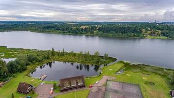 Фото номера Двухместный номер с 1 кроватью Гостевой дом Sammuli Holiday Village г. Вильянди 12