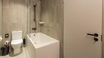 Фото номера Люкс с видом на город Отель Park Hotel Viljandi г. Вильянди 15